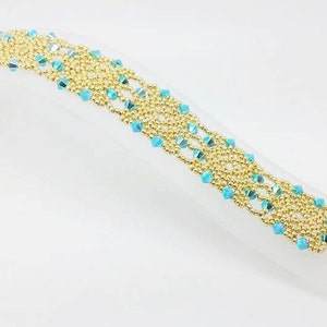 Bahira bracelet bead pattern. DIY pdf file tutorial to make bahira bracelet with swarovski and seed beads.