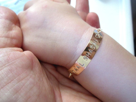 baby name bracelet for mom