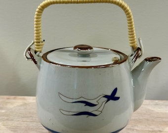 Vintage Otagiri Nautical Tea Pot, Japan 1970’s, Seagulls, Blue and White Pottery