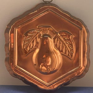Vintage Copper Pear Designed Mold, Ready to  Hang