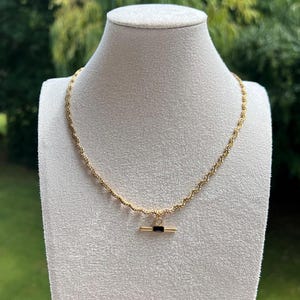 18K Gold Plated Stainless Steel Toggle Necklace | Dainty T Bar Chain Choker
