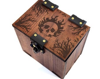 90年代のヴィンテージトランプ、パレフ、ロシア風、ソビエトカード