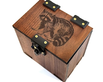 Pudełko na karty MTG: motyw szopa, ponad 180 kart w koszulkach, (bez kieszonki na kostki) Bloomburrow