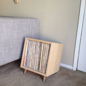 simple record storage image 1