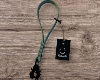 Mutt Magnet Traffic Lead, Training Tab, Short Leash