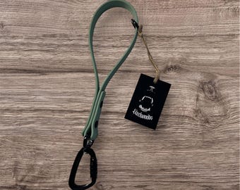 Mutt Magnet Traffic Lead, Training Tab, Short Leash