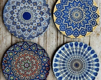 Zestaw 2 kolorowych podstawek w kształcie mandali: wystrój w stylu marokańsko-perskim i boho
