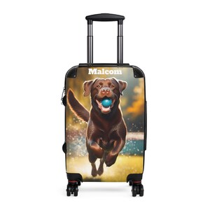Gepersonaliseerde koffer Chocolate Lab | Bruine labrador retriever aangepaste bagage voor hondenliefhebbers, stijlvolle custom designer reistas met monogram