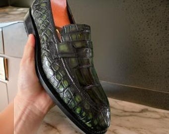 Handmade Green Leather Loafers – Men’s Premium Slip-On Shoes