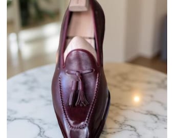 Zapatos de vestir de piel burdeos para hombre, hechos a mano: estilo formal de oficina