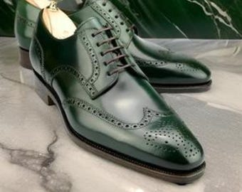 Handgemaakte groene vleugeltip brogueschoenen voor heren
