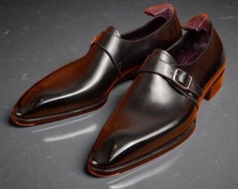 Handmade Black Wingtip Solid Dress Shoes for Men