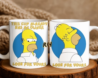Personalized Cartoon-Style Mug with Name  Funny Yellow Character Design  Custom Coffee Cup for Office, Humor Lovers & Unique Gift Ideas