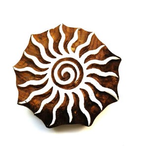 Diseño de sol solar con destellos, sello de impresión en bloque, bloque de impresión textil o de tela de la India, fabricación de tarjetas, arcilla, sello de cerámica