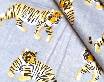 Tela de algodón con estampado de tigre, diseño animal gris, para acolchado y decoración del hogar.