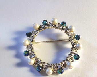 Vintage Coro Circle Hearts Brooch Pin Blue Silver Tone Faux Pearl