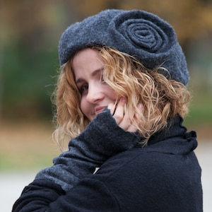Felted hat -felt beret gray merino wool original warm woman winter accessory ready to send Great gift idea