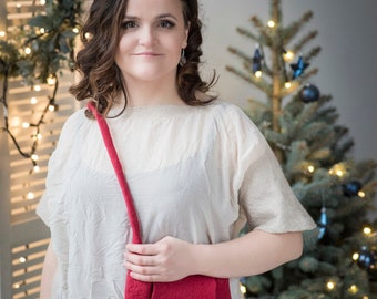 Red handbag long handle felted from merino wool