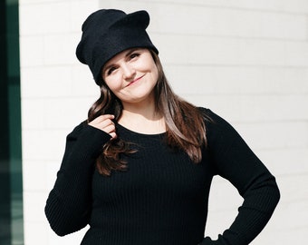 Femme chapeau de laine couleur noire, casquette feutrée chaude unique, accessoire d’hiver confortable