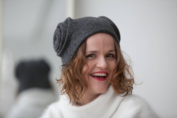 Gray Merino Wool Felt Hat: Handmade Winter Accessory
