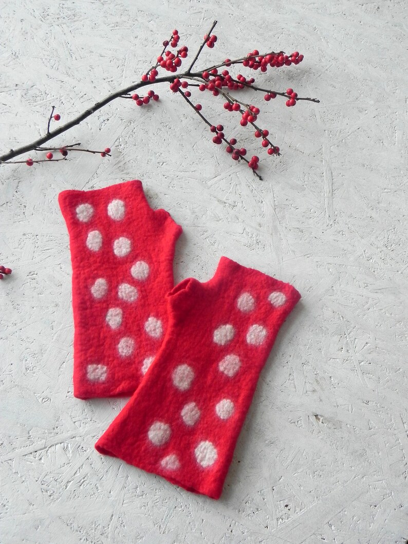 Dots arm warmers for woman, original accessory from merino wool, great gift idea image 4