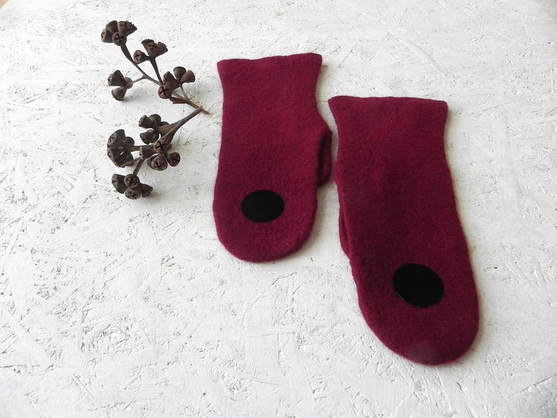 Felted mittens, wool mittens, burgundy mittens, minimalist mittens, merino wool, original, warm wool gloves, woman accessory, winter mittens image 1