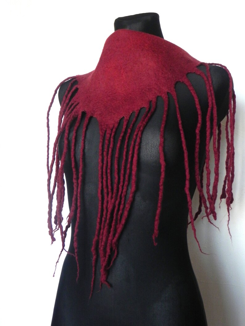 Felt scarf, woman scarf, wool scarf, mini scarf, double-sided scarf, merino woolscarf, spring fashion, gift for her, gift idea, original image 2