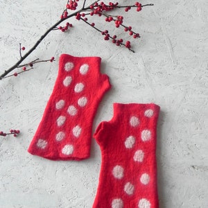 Dots arm warmers for woman, original accessory from merino wool, great gift idea image 2