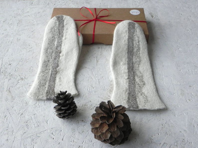 WHITE Felt gloves, Felted mittens, arm warmers warm woman accessory merino wool Great woman gift idea Ready to shipping image 3