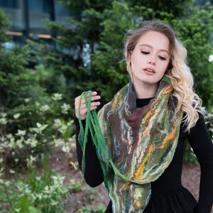 Handmade Felted Scarf with Silk – Green Woodland Elegance