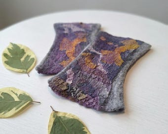 Calentadores de muñeca de fieltro, guantes sin dedos de lana, calentadores de brazos morados y grises, puños de fieltro Nuno, manoplas de lana merino, regalo único hecho a mano para ella.
