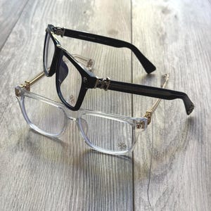 Aura Provider Eye Glasses ,prescription free and anti-blue light, Made to shine men & women, stylish, fashion, designer