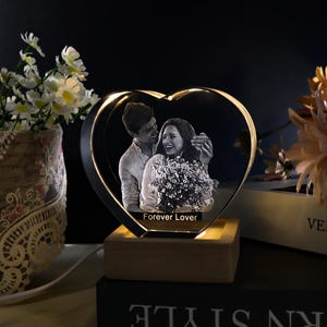 Personalized Heart 3D Crystal Photo Portrait LED Light,Custom Engraved Portrait Crystal,3D Crystal Photo Gifts,Father&#39;s Day Gift,Family Gift