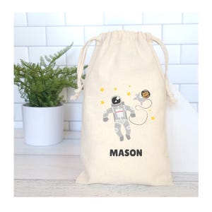 Space Favor Bags, Astronaut Theme Birthday Favors, Cute Space Favor Bags, Kid Favor Bags, Personalized Space Party Bags, Space Party Ideas