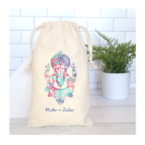 Ganesh Favor Bag, Indian Wedding Favors, India Favor Bags, Ganesh Favors, Mehendi Favors, Indian Bridal Shower gift, Colorful Ganesh Bag