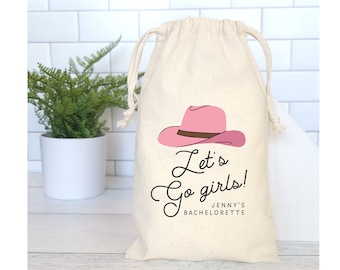 Bolsas de regalo de vaquera Let's Go Girls, bolsas de regalo de vaquera personalizadas de vaquera, bolsas de regalo de despedida de soltera de Nashville, kits para la resaca, despedida de soltera de vaquera