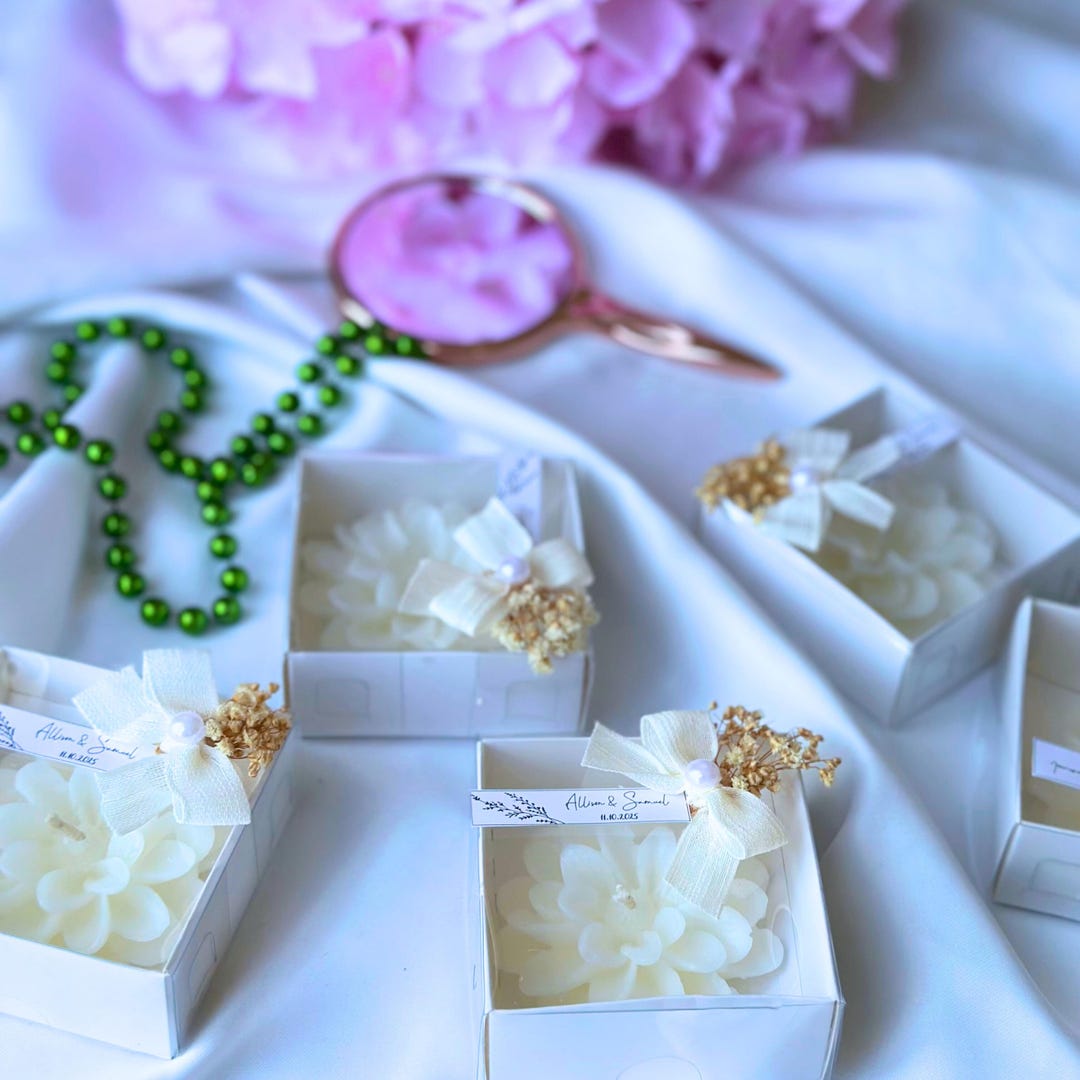 Personalized Wedding Lotus Candle Gift, Wedding Favors for Guest ...