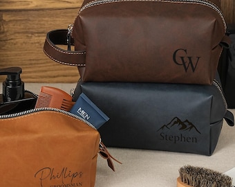 Personalized Men's Leather Toiletry Bag, Groomsmen Gifts, Dopp Kit Men's Leather Accessory, Anniversary Gift for Him, Christmas Gift for Men