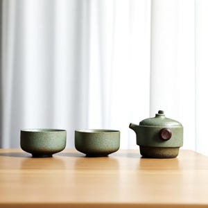 Minimalist Japanese Porcelain Tea Set – Zen Kungfu Teapot with Cups – Handmade Ceramic Gift for Tea Lovers – Wabi Sabi Calm Aesthetic