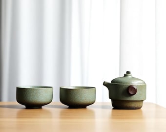 Minimalist Japanese Porcelain Tea Set – Zen Kungfu Teapot with Cups – Handmade Ceramic Gift for Tea Lovers – Wabi Sabi Calm Aesthetic