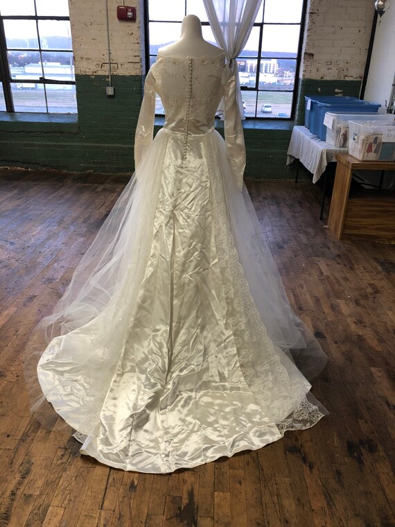 Vintage wedding gown and veil