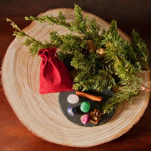 Love Amulet Bag | Esoteric Bag with Energy Stones, Attracts Love, Passion, Romance, Soulmates