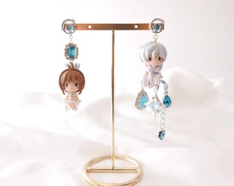 Pendientes Sakura & Yue, pendientes asimétricos con dijes de diamantes de imitación de anime