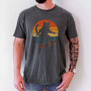 Skateboard Cat Shirt, Cool Cat Shirts for Men, Skateboarding Cat T-Shirt, Gift Cat Tee, Cute Cat T-Shirt, Father Cat Shirt image 2