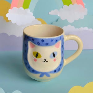 Ceramic Cup for Tea Coffee, Cat Coffee Mug, Handmade Ceramic Mug, Cat Mom Mug, Cute Gift for Cat Lovers, Animal Lovers, Cute Coffee Cup