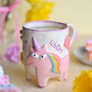 Eenhoornmok, handgemaakt aangepast cadeau, leuke koffiemok, cadeau eenhoorn minnaar, schattige pastelkleurige koffiekop, handgemaakt aardewerk, pastelkleurige grote koffiemok