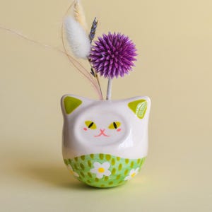 Tiny Cat Bud Vase • Cute Cat Whisker Holder • Adorable little gift from Ukraine