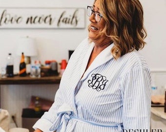 Womens summer Robe, womens robe, bridal robe, monogram robe, monogrammed robe, womens monogram robe, ladies monogrammed robe, light robe
