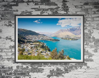 Vue sur le paysage urbain de Queenstown à Otago, Nouvelle-Zélande. Art mural, affiche de paysage de voyage