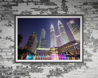 Tours Petronas de nuit à Kuala Lumpur, Malaisie. Art mural, affiche de paysage de voyage